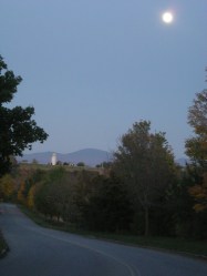 Full moonrise in Vermont